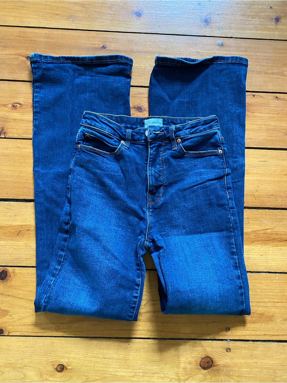 Avec Les Filles Dark Blue “it girl” flare leg jeans size 26